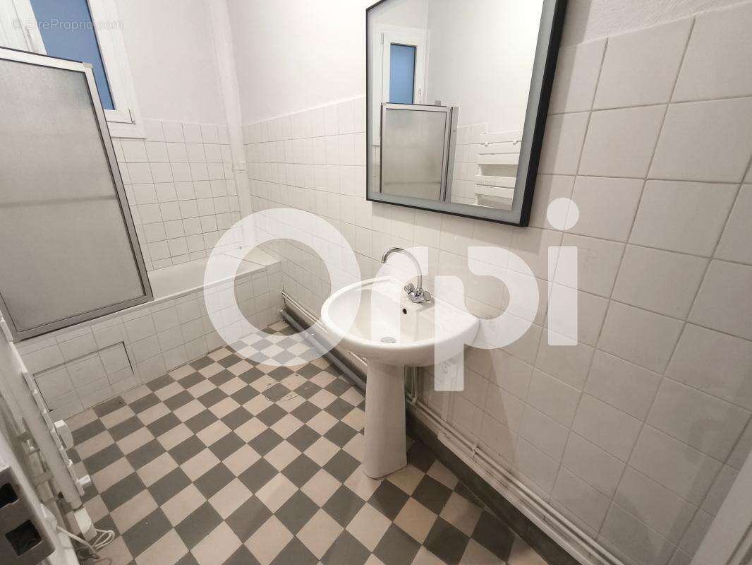 Appartement à BRIVE-LA-GAILLARDE