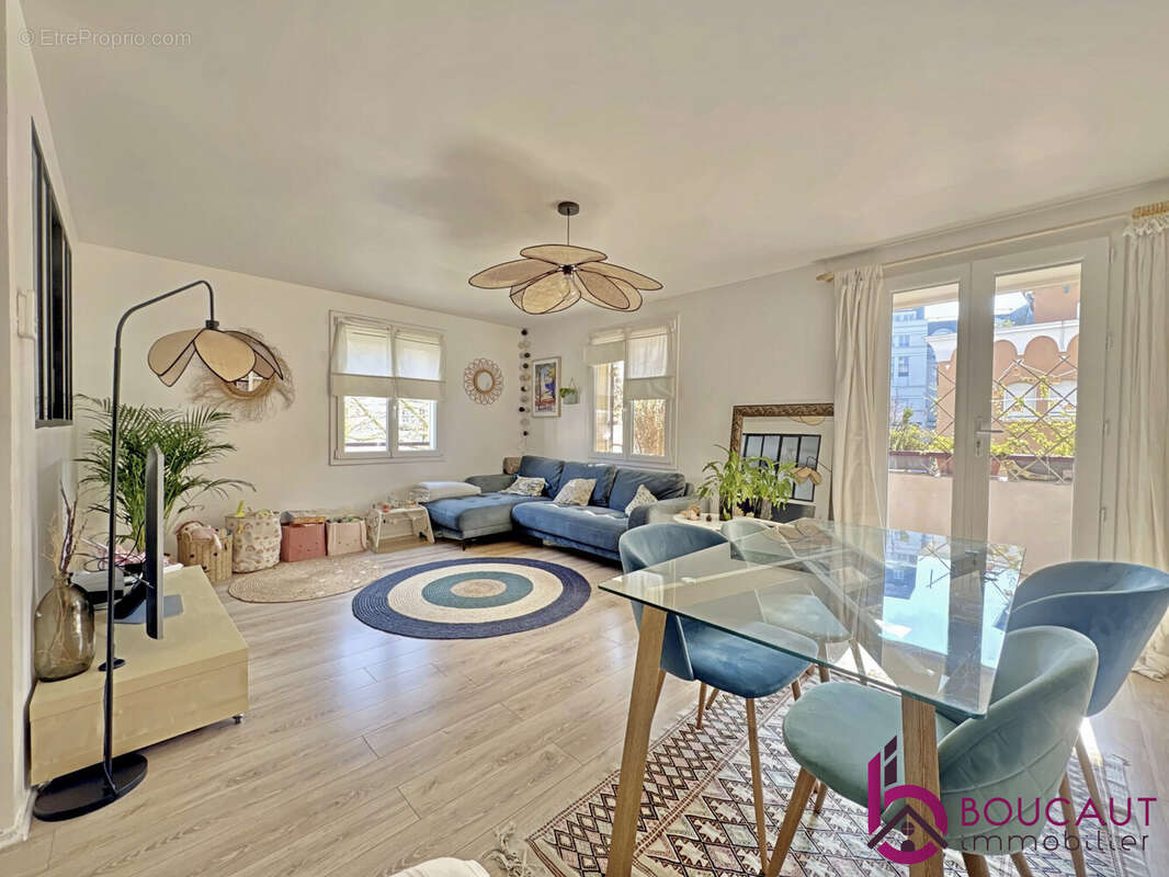 Appartement à LE PLESSIS-ROBINSON