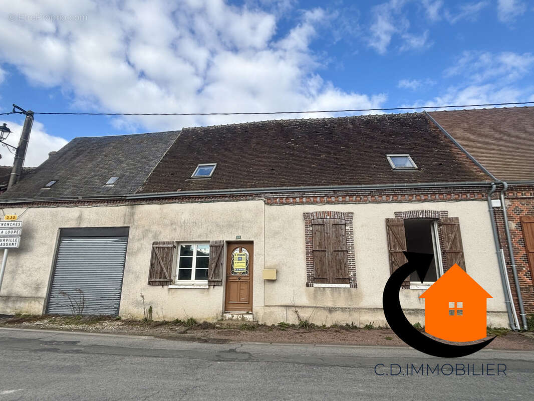 Maison à LA CROIX-DU-PERCHE