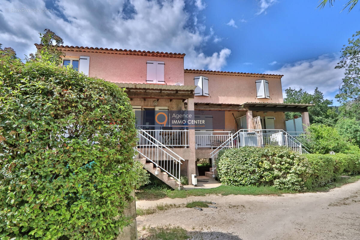 Maison à SOLLIES-TOUCAS