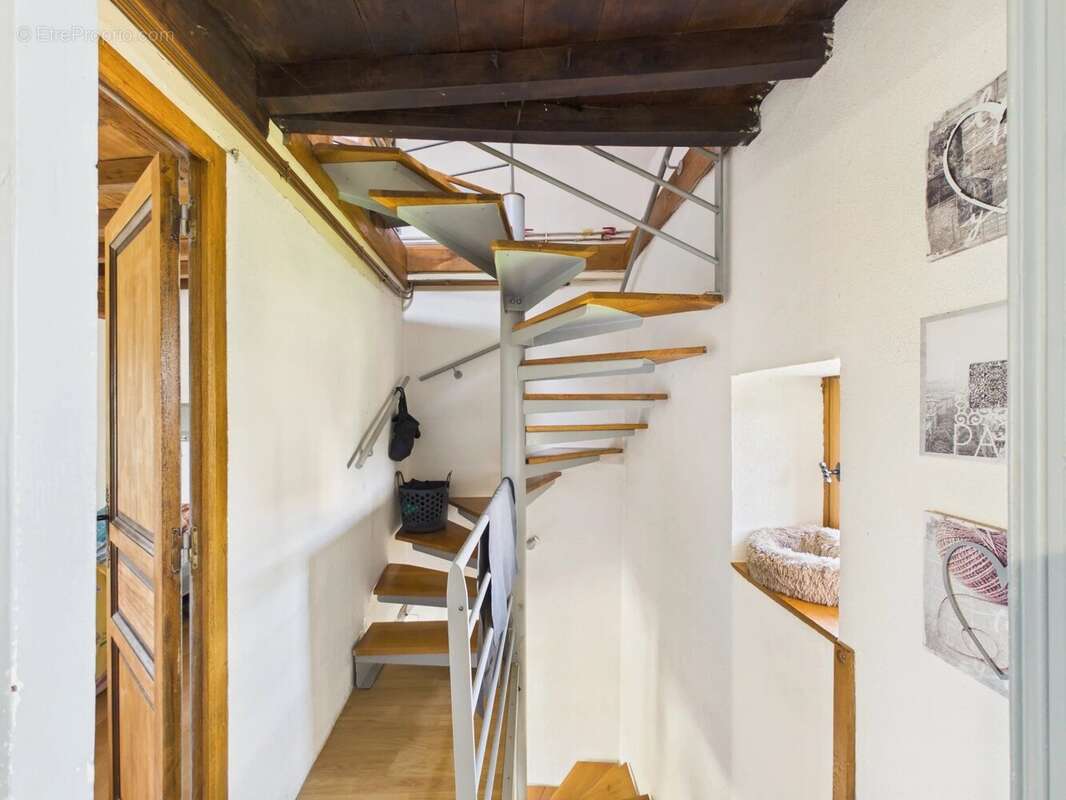 Maison à MONTLAY-EN-AUXOIS