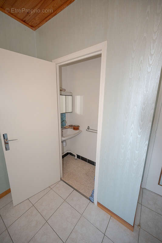 MaisonT5  avec 2 garages sur terrains clos - photo 19