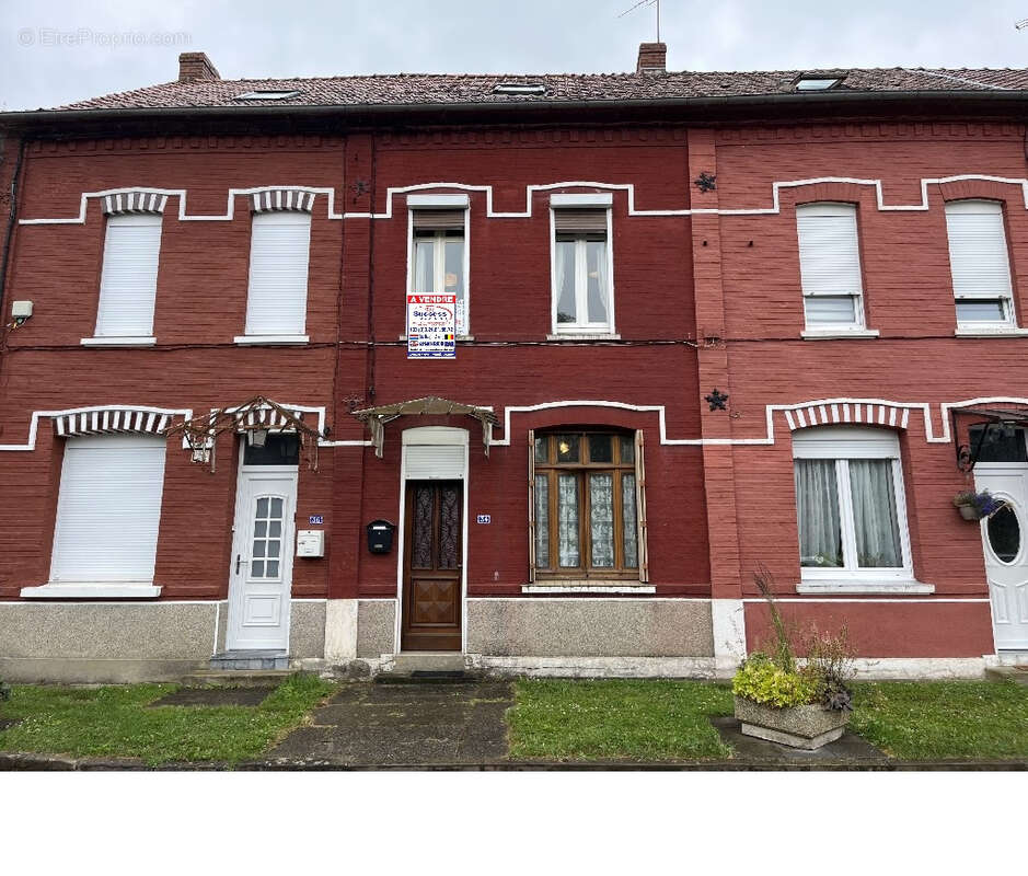 Maison à MONCHEL-SUR-CANCHE