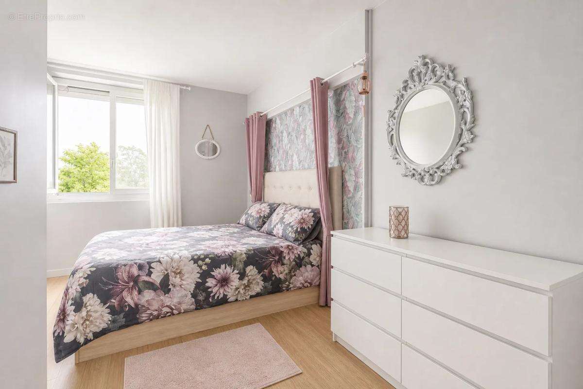 Appartement de 4 pièces de 67 m² à Rosny-sous-Bois - photo 8