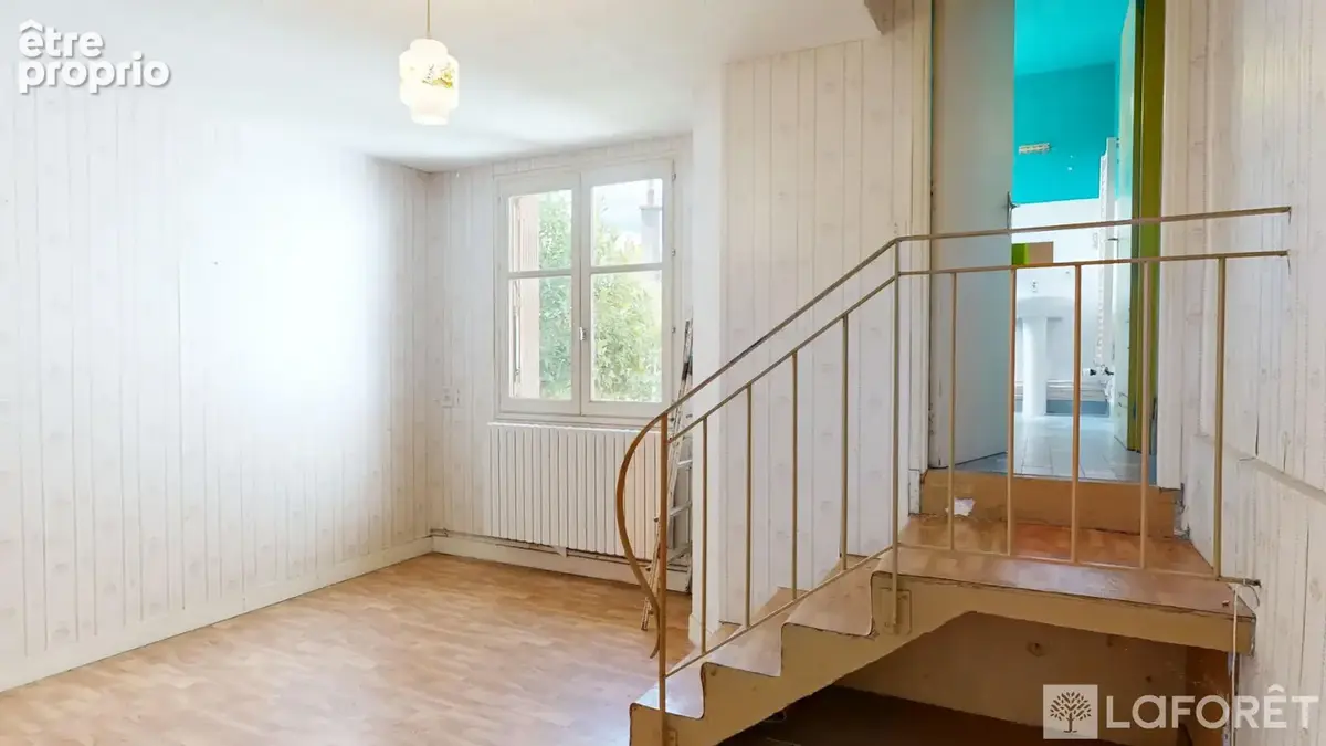 Maison t6 à moulins - photo 6