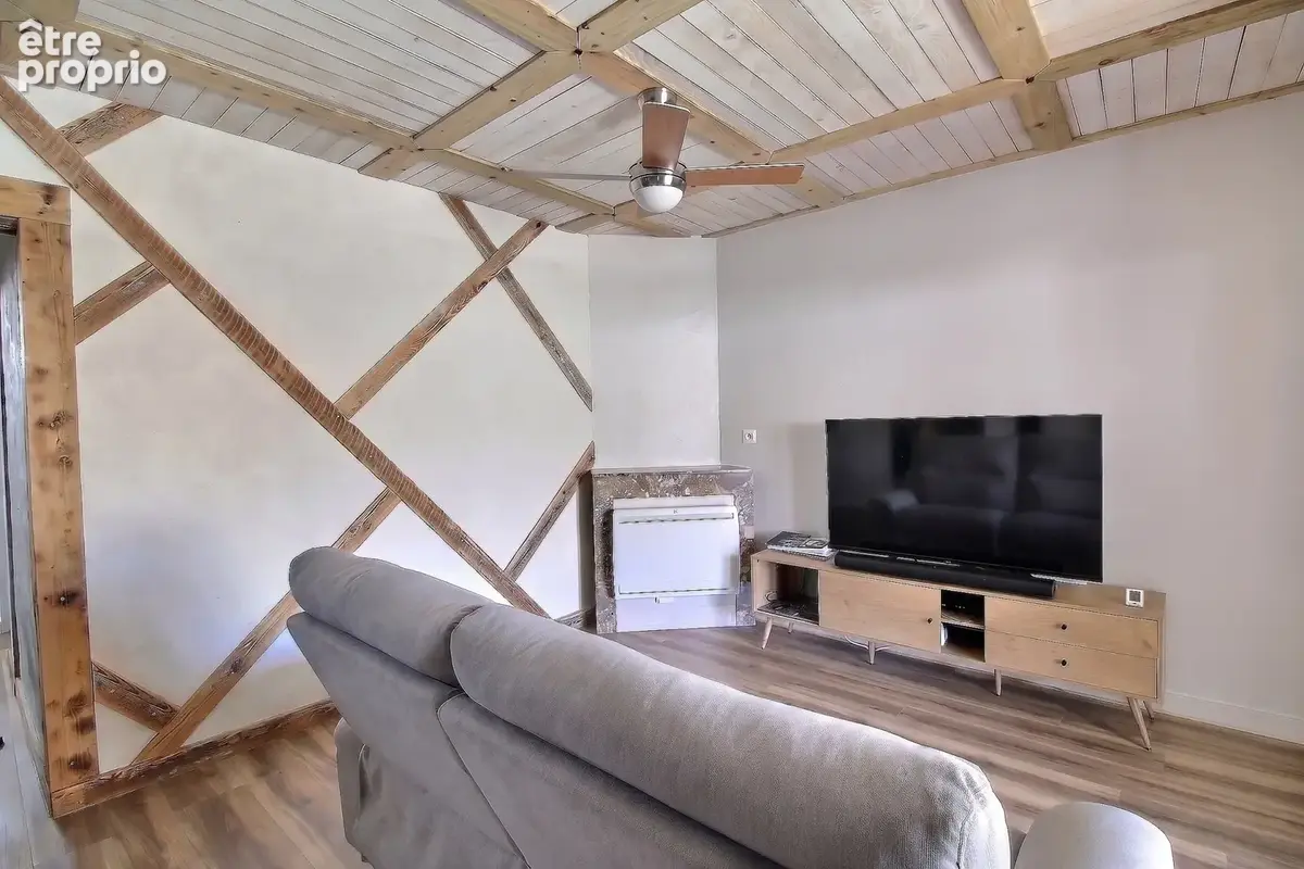 Maison ancienne de plain-pied rénovée avec étage en copropriété - 5 pièces - 99 m2 environ - photo 9