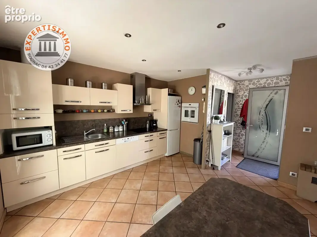 Rognac Maison T4 avec Piscine et Garage - photo 13
