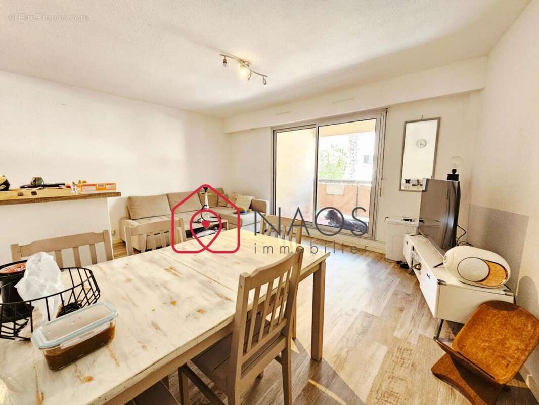 Appartement T2 de 49m² centre ville Cavalaire - photo 3