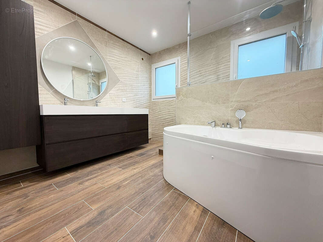 Maison à CORMONTREUIL