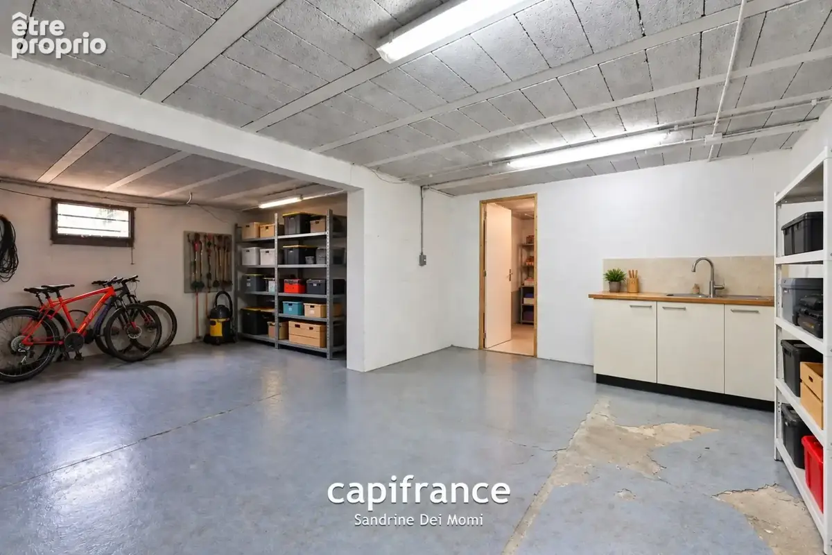 SOUCIEU EN JARREST - Maison de 98,50m² avec sous sol aménageable - Garage/atelier - photo 15