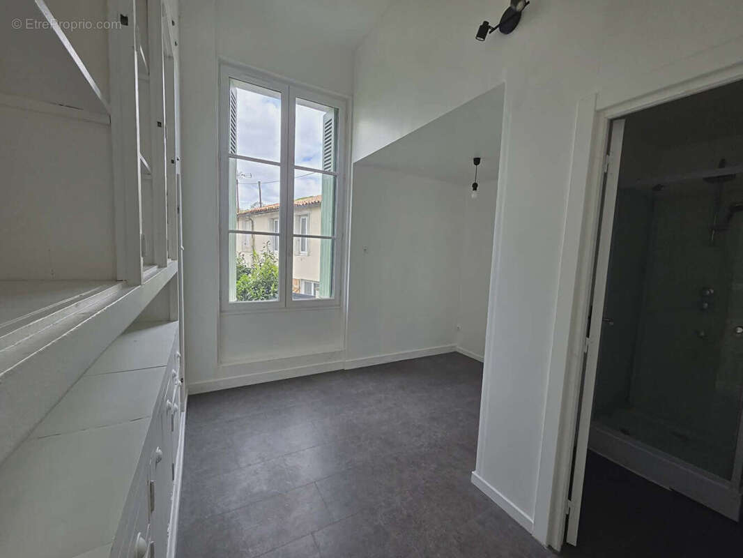 Appartement à SAINT-MAIXENT-L'ECOLE