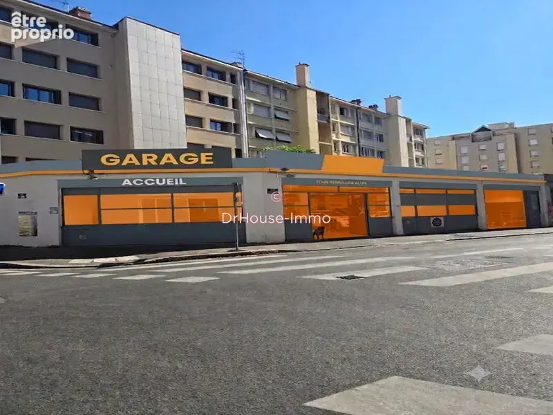 Commerce 450 m² à vendre à Jonage (69330) - photo 8