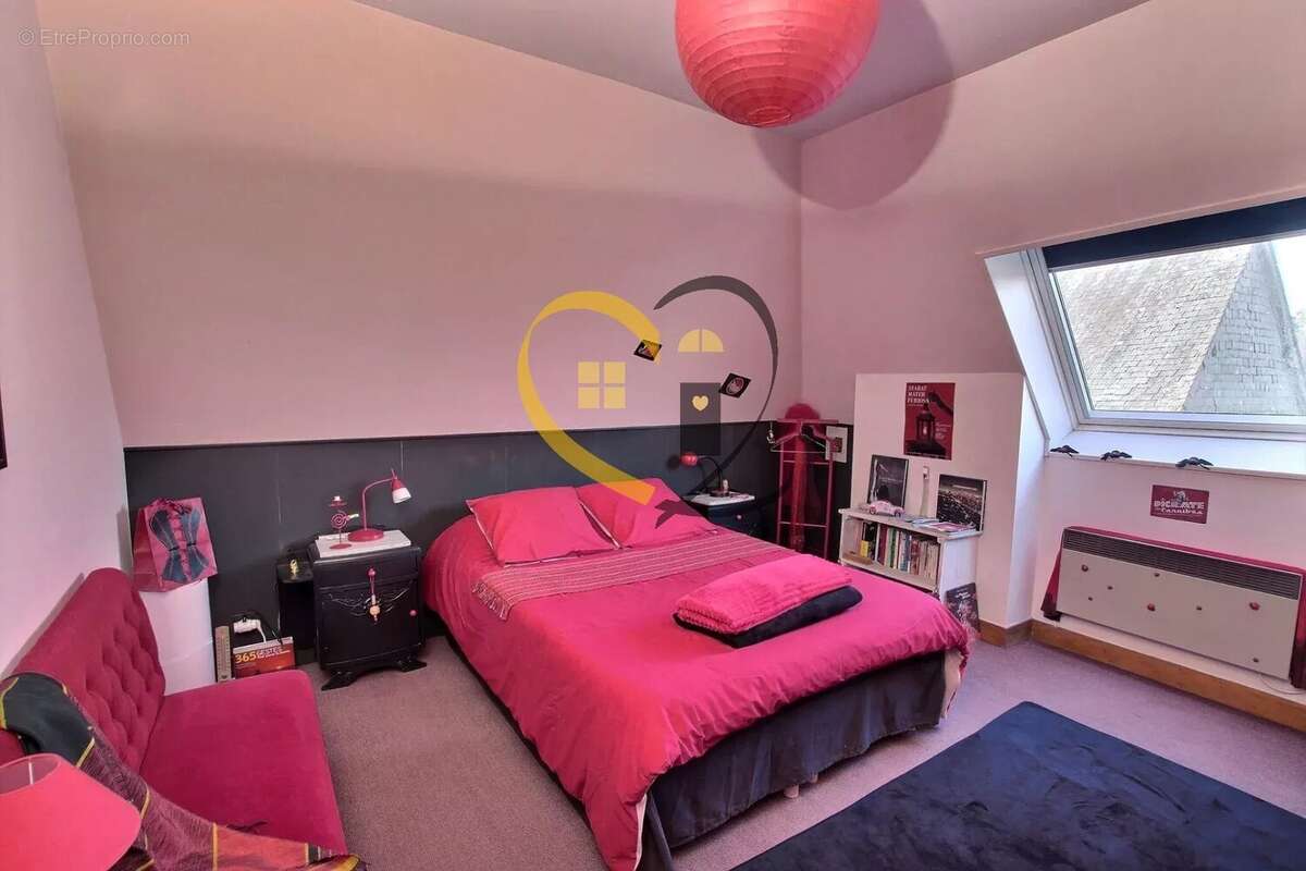 Maison à LA CHAPELLE-D&#039;ANGILLON