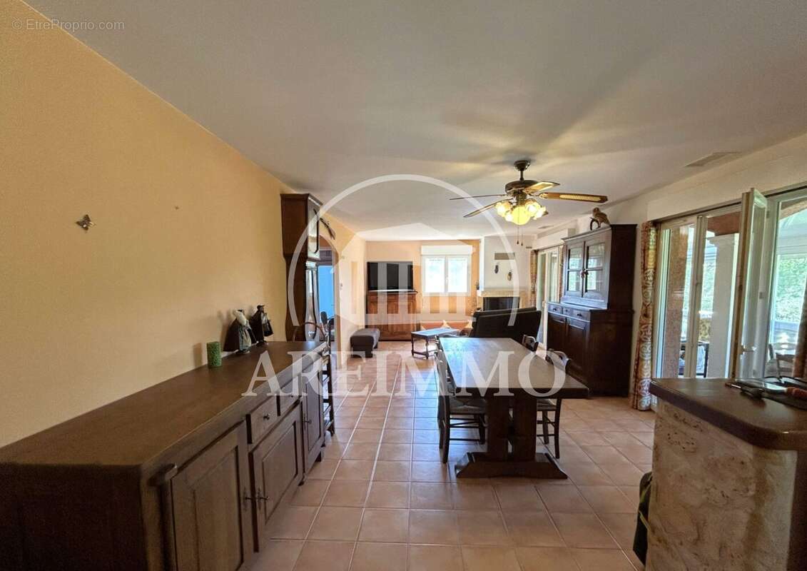 Maison 4 pièces 97 m² à vendre à Causse-De-La-Selle (34380) - photo 7
