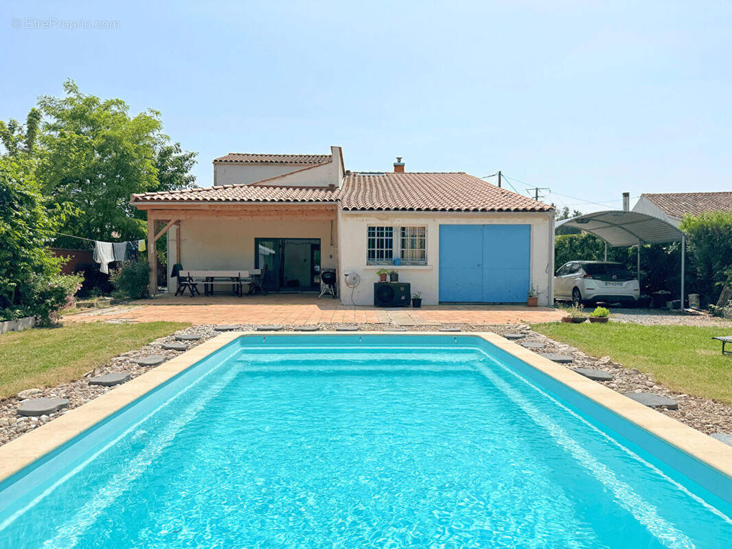 Maison à SAINT-JEAN-DE-LIVERSAY