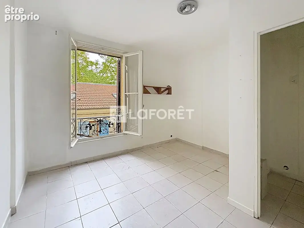 Appartement 2 pièces traversant de 28 m2 quartier très prisé proche métros - photo 3