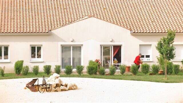 Appartement à TONNAY-CHARENTE