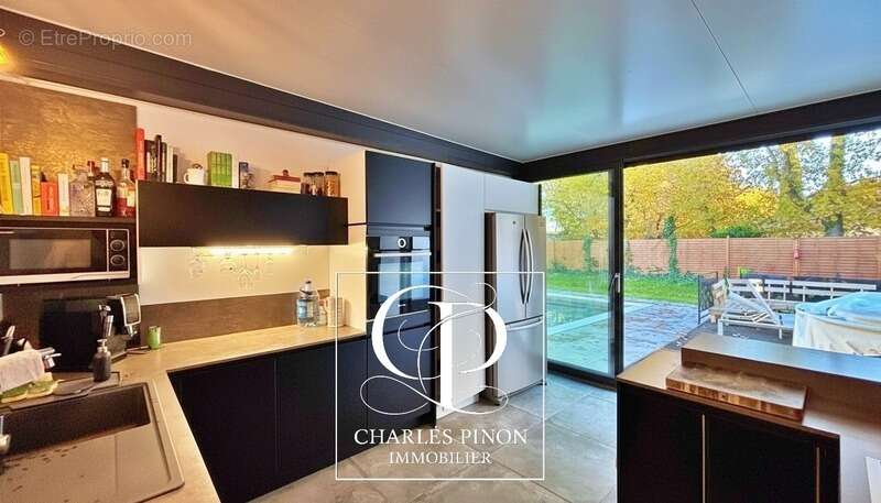 Maison à SAINT-CANNAT