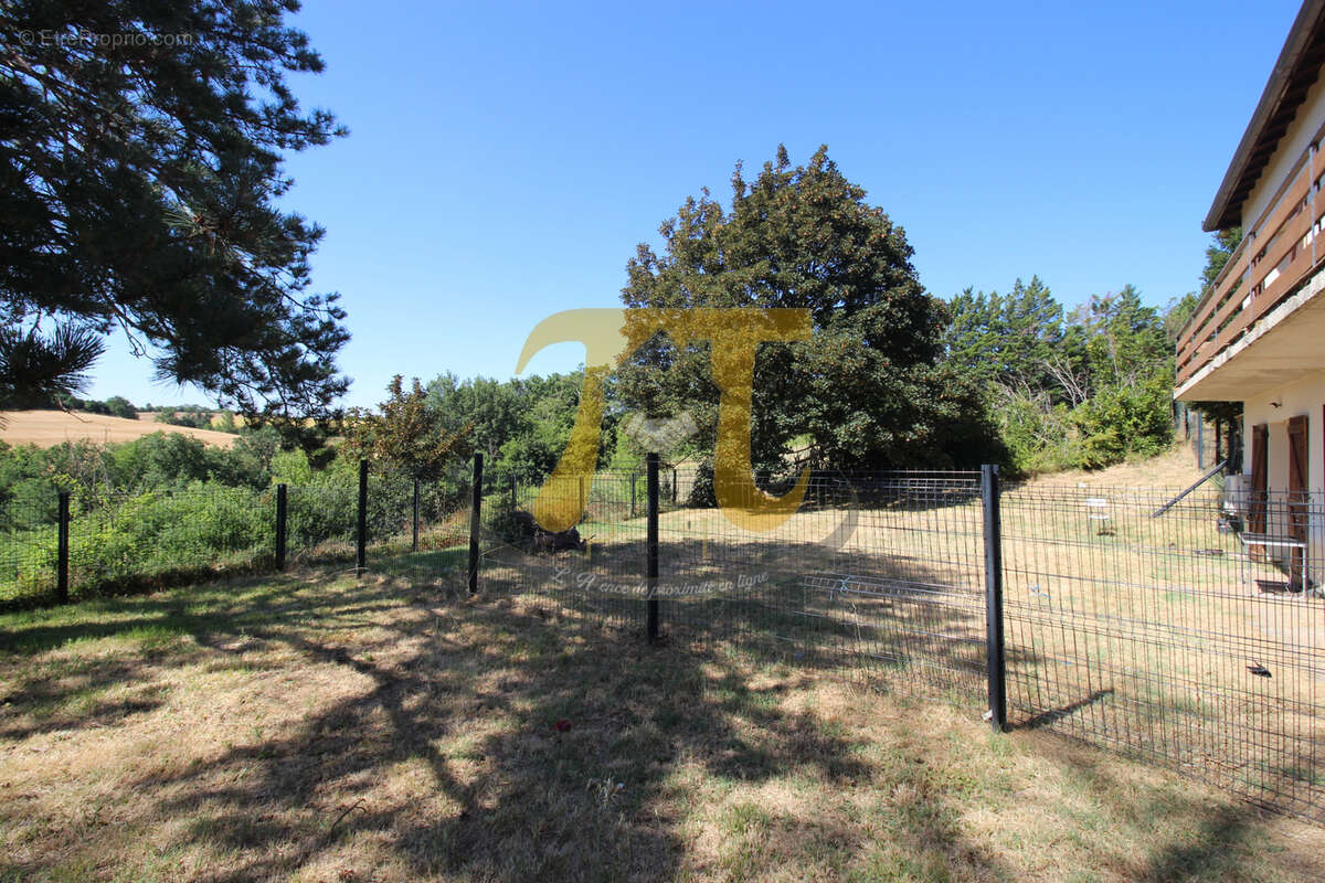 Grande maison familiale proposant 2 logements. - photo 5