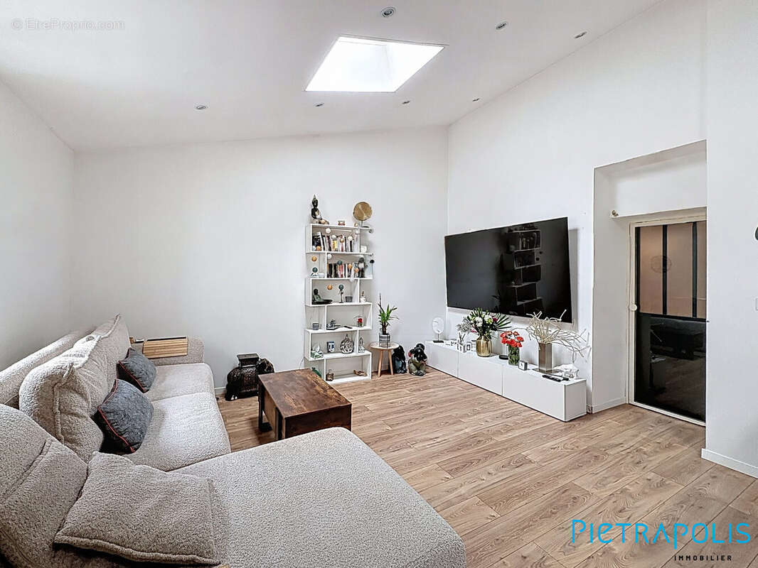 Maison 71 m² à Sete  - photo 6