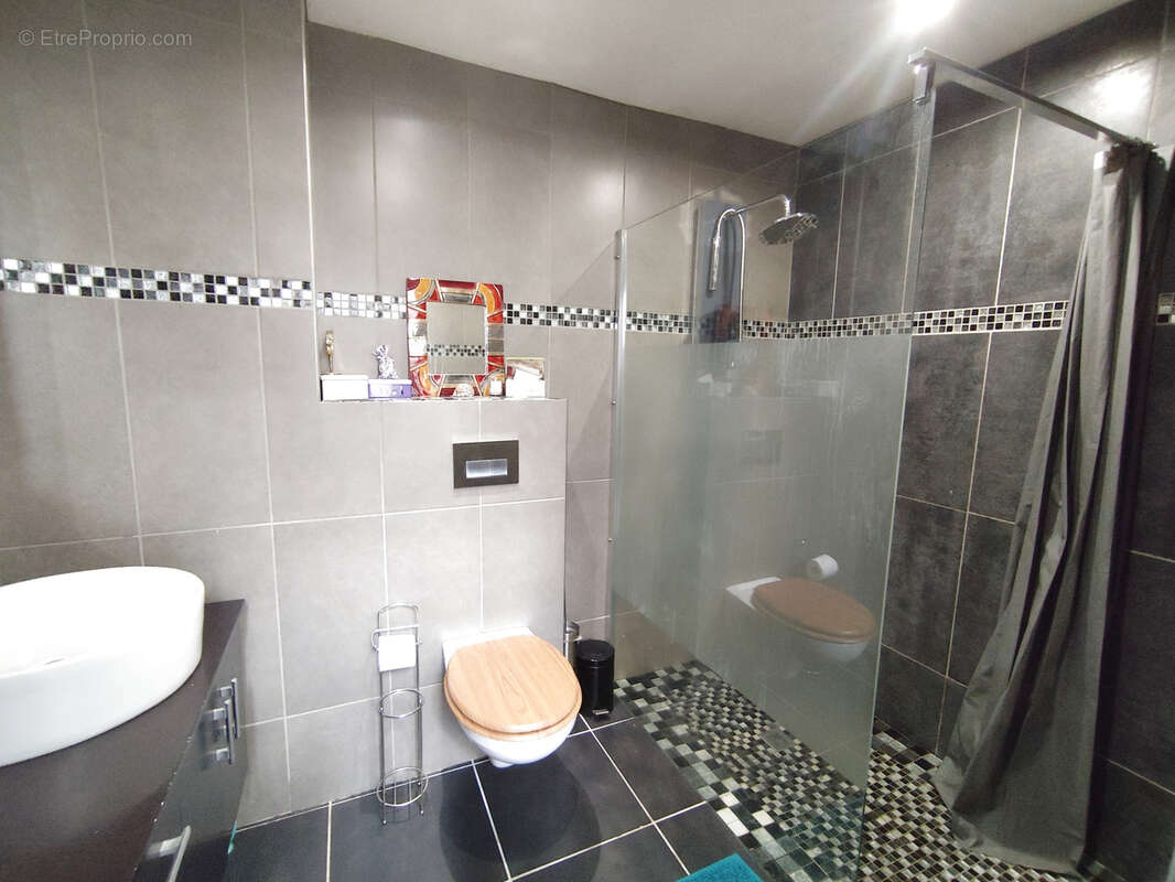 Maison à SAINT-GENIS-DES-FONTAINES