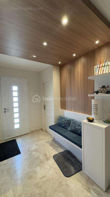 Maison 320 m² à Mortagne-Sur-Sevre  - photo 5