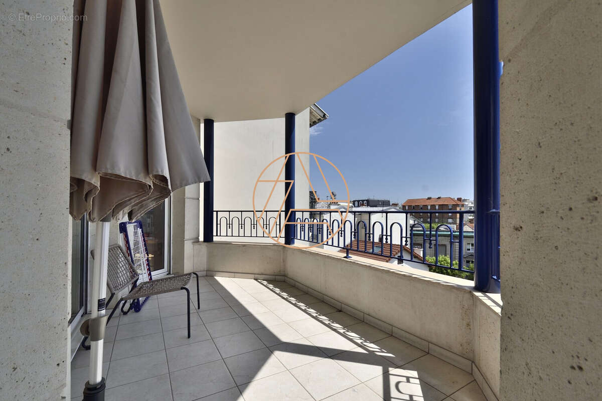 Appartement à SAINT-MAUR-DES-FOSSES