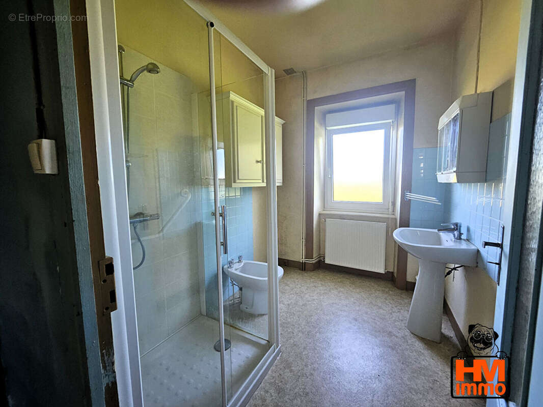 Maison à RILHAC-LASTOURS