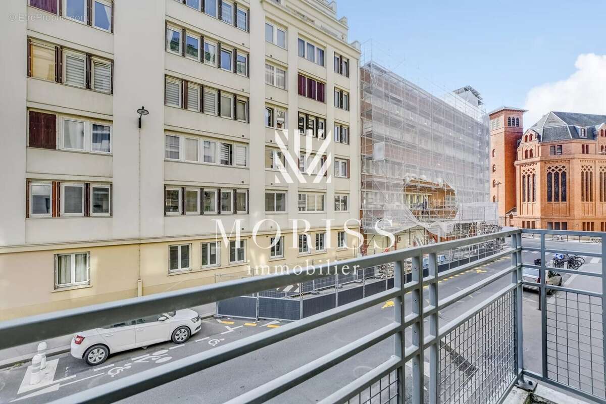 Appartement à PARIS-14E