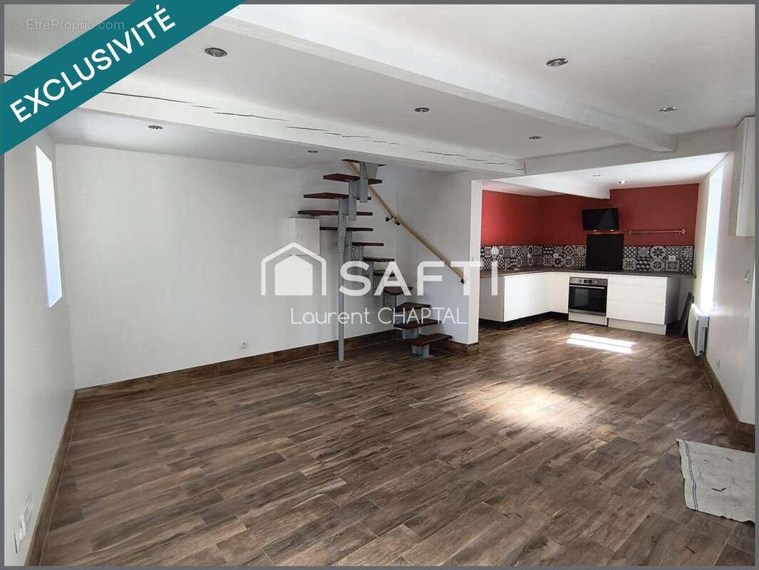 Maison 69 m² à Saint-Martin-De-Villereglan  - photo 7