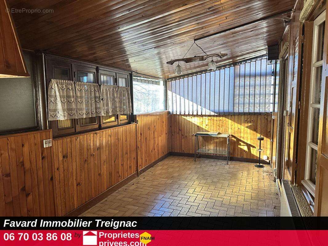 Maison de campagne avec dépendances et 5 882 m² de terrain - photo 6