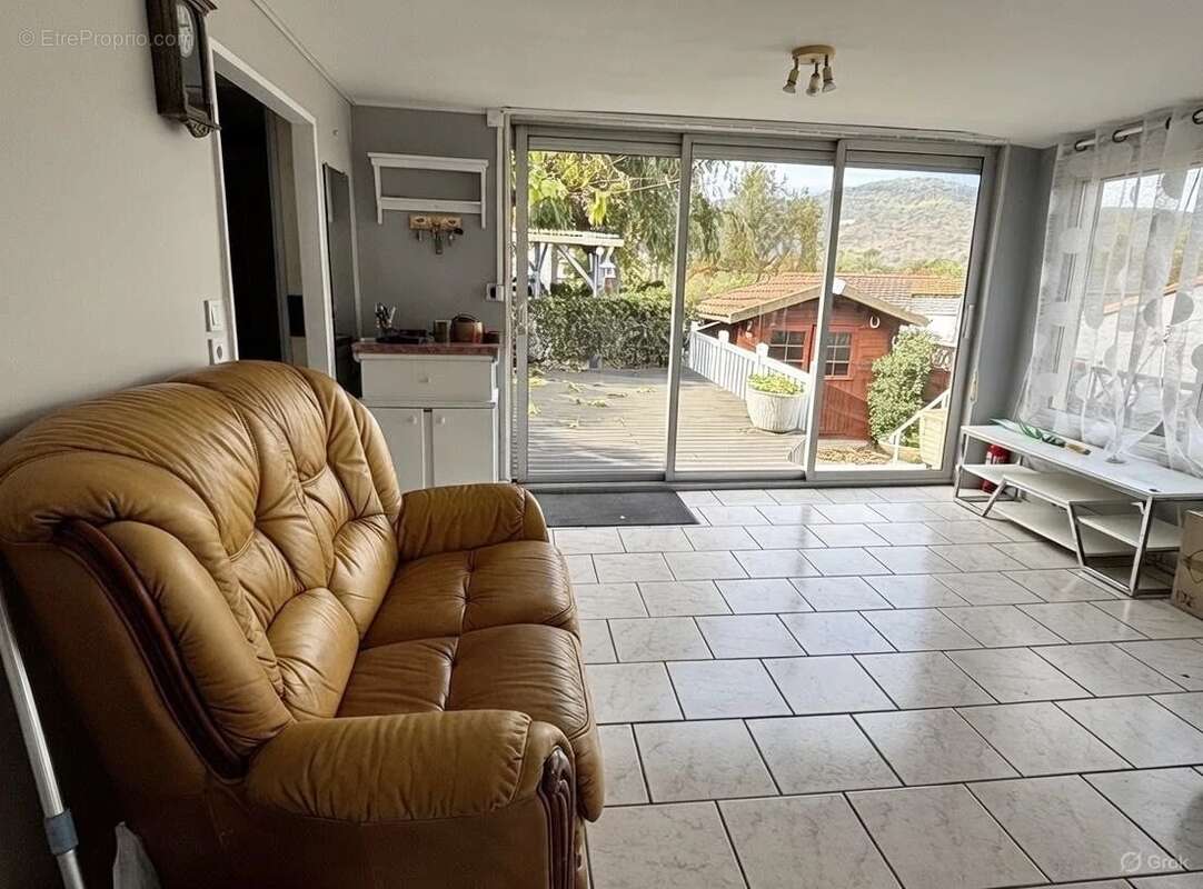 Maison à ROQUEBRUNE-SUR-ARGENS