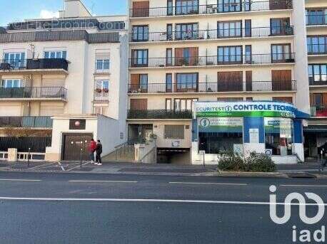 Photo 2 - Parking à COLOMBES