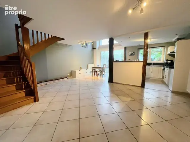 Au Cellier, maison rénovée 138 m2 - 6 pièces sur 4600m2 de terrain - photo 1