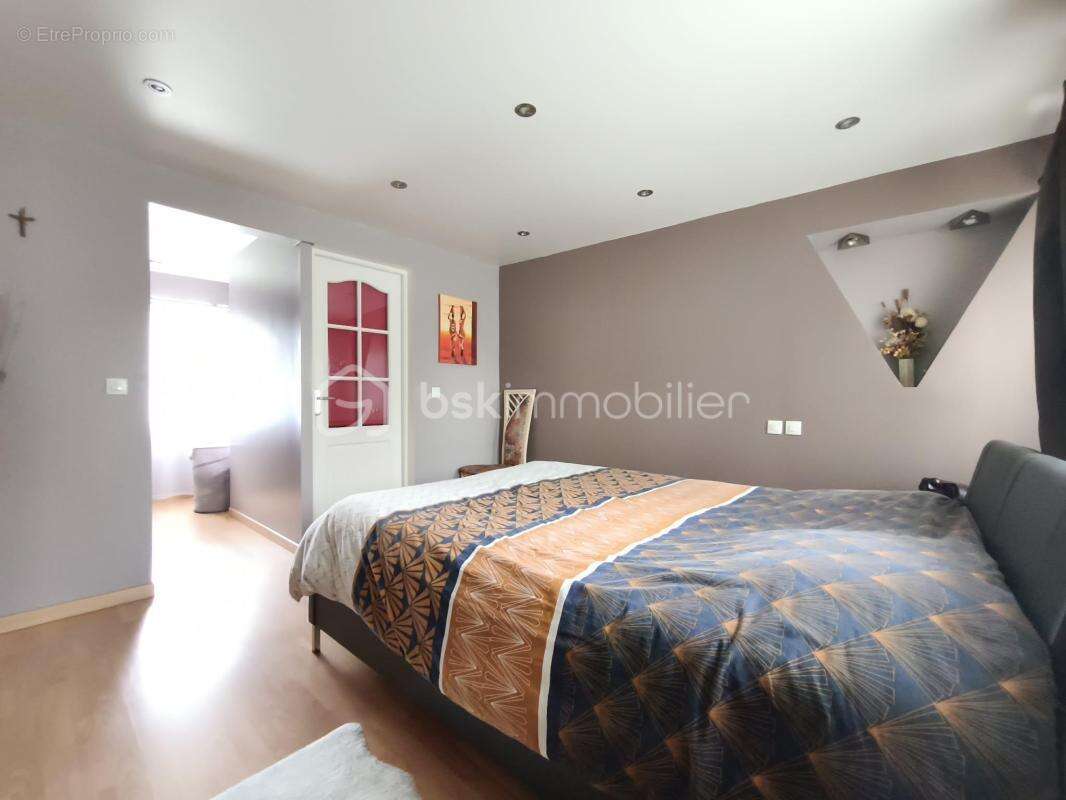 Maison à LIZY-SUR-OURCQ