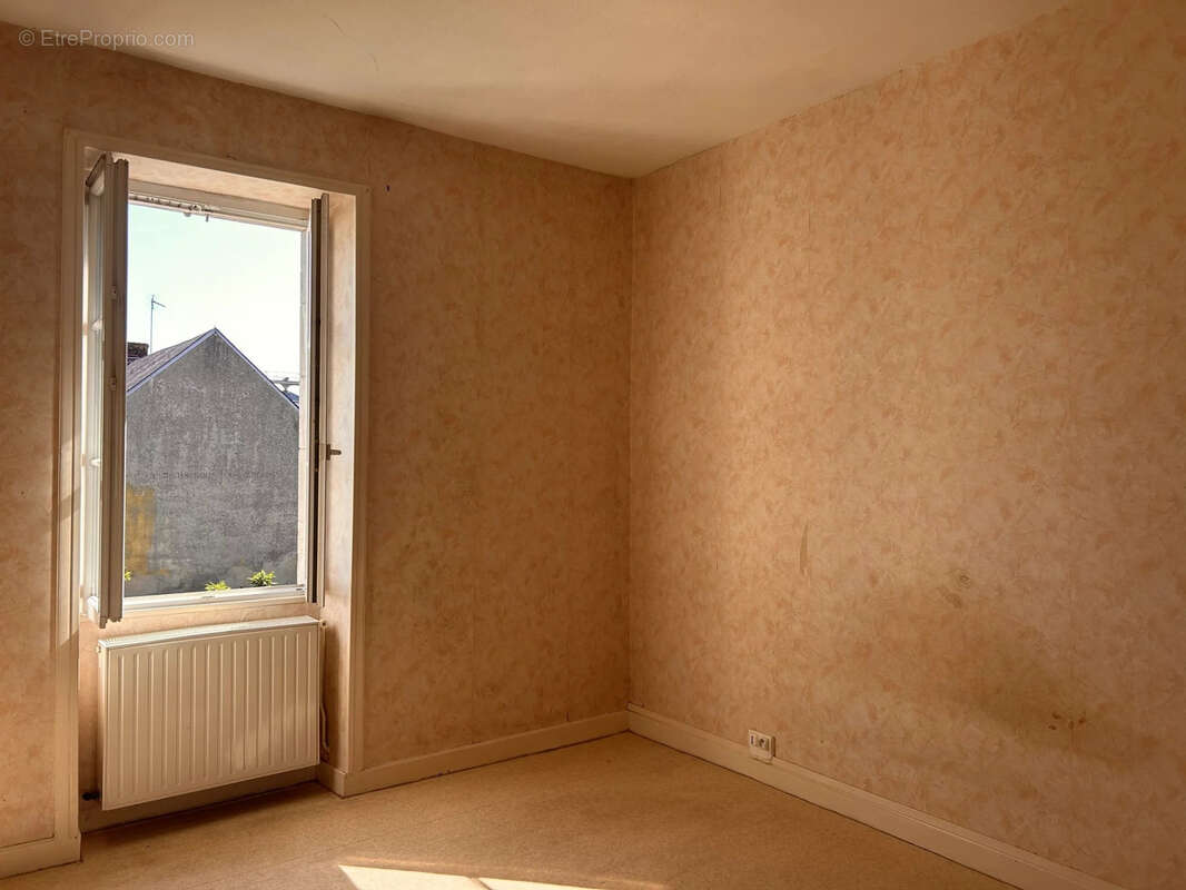 Maison à SAINT-GAULTIER