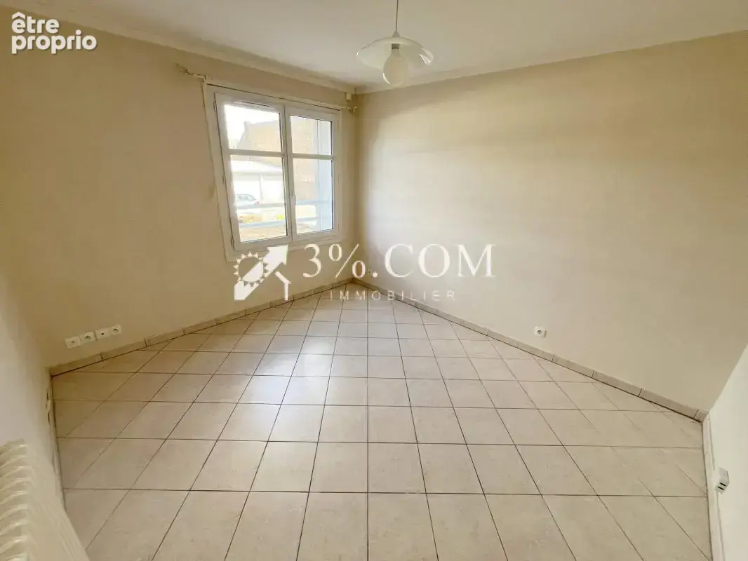 STUDIO 30 M2 + CAVE 5 M2 Quartier Barberie - St Félix - photo 6