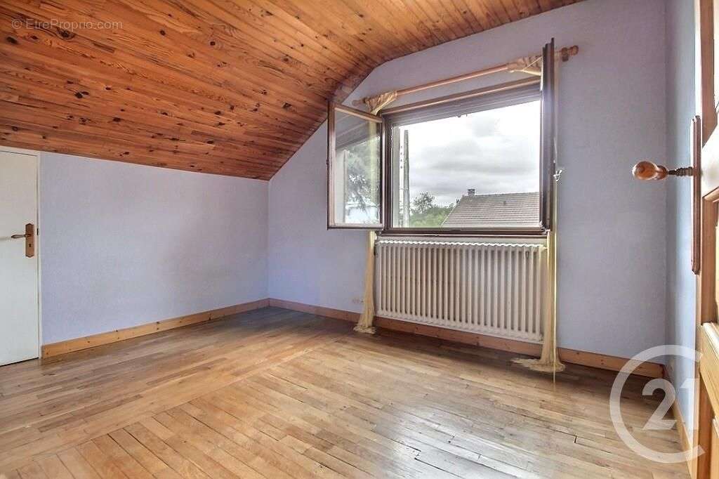 Maison à AULNAY-SOUS-BOIS