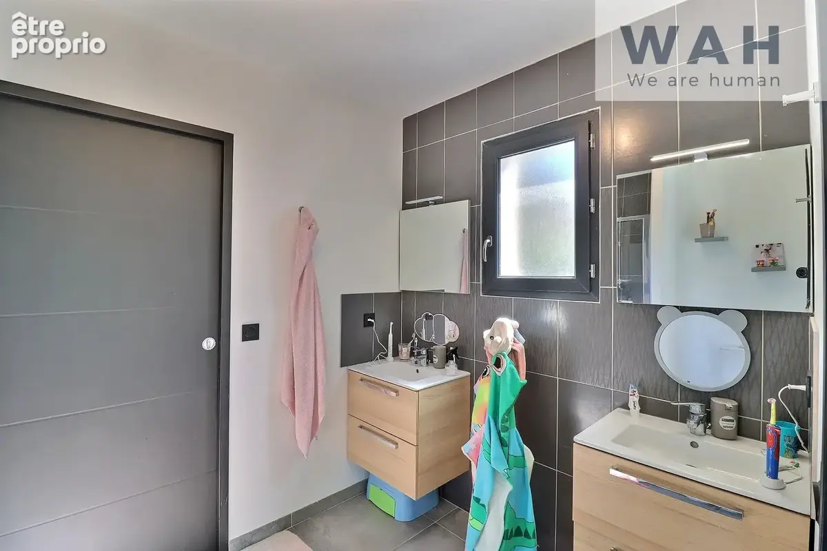 VENTE VILLA 6P 162 m2 avec piscine à Beauvoisin 30640 - photo 9