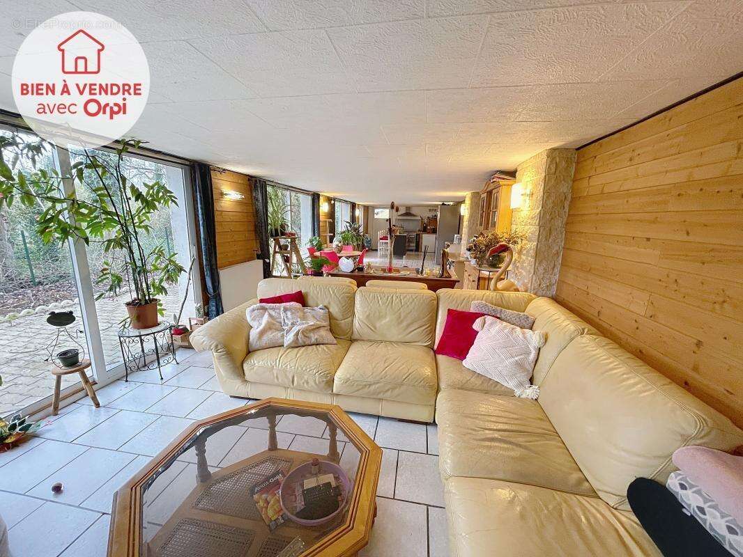 Maison à SERAINCOURT