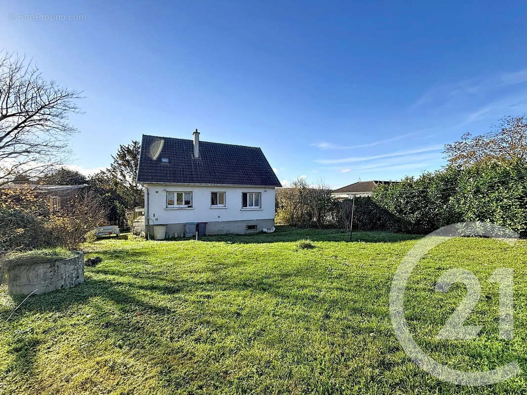 Maison à MALAY-LE-PETIT