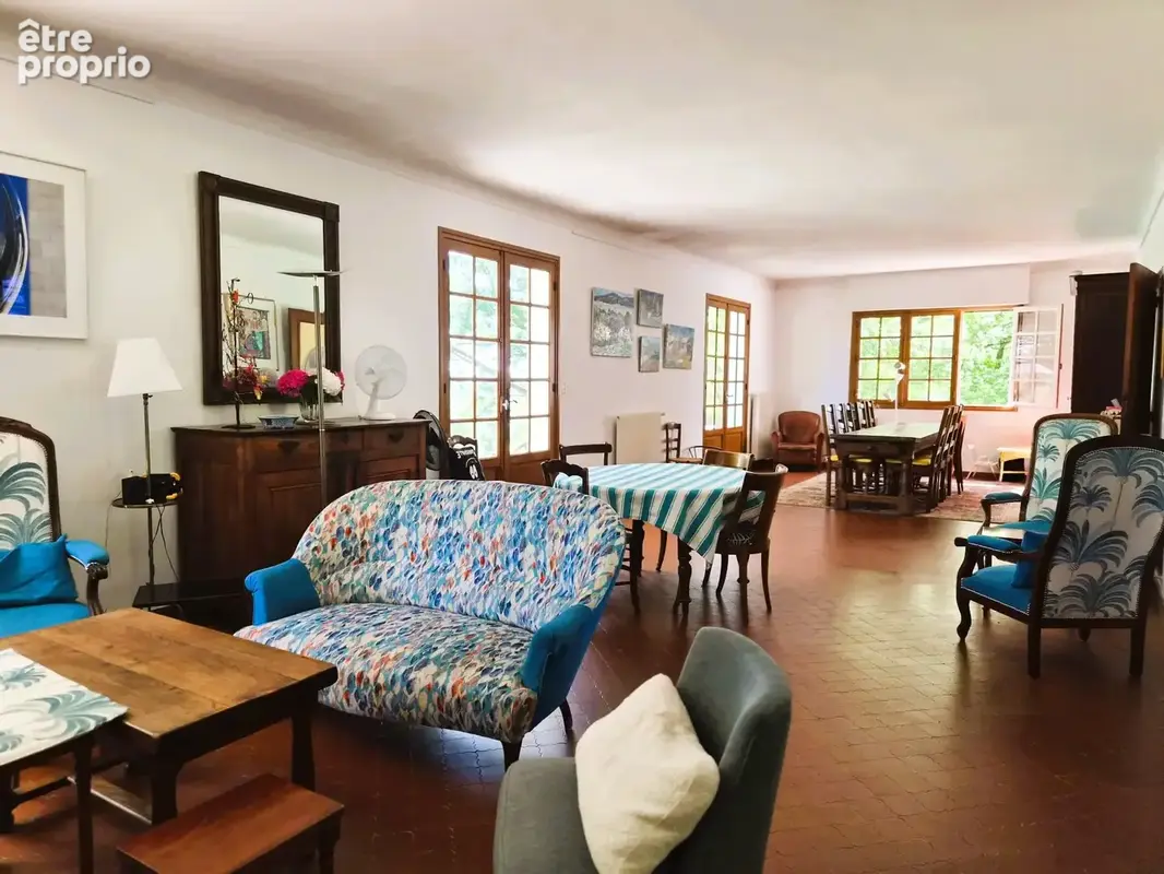 Maison 10 pièces 282 m² à vendre à Villefranque (64990) - photo 2