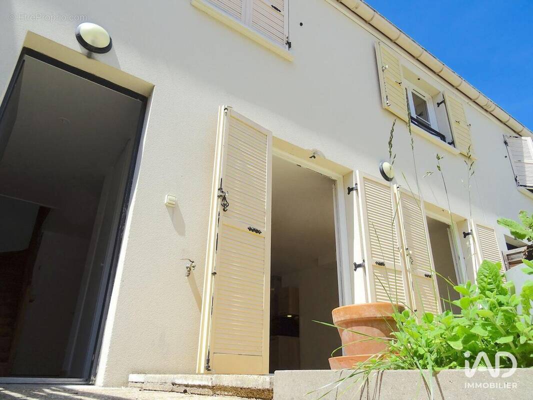 Photo 1 - Maison à BONDOUFLE