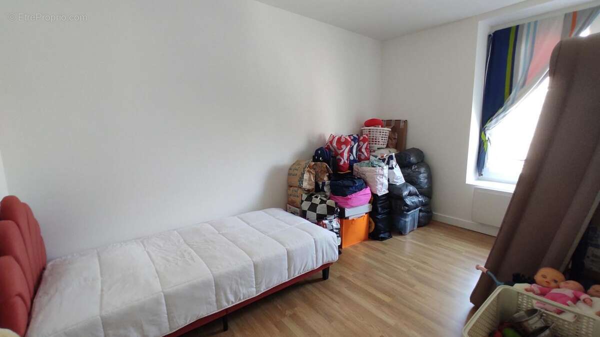 Appartement à NOZAY