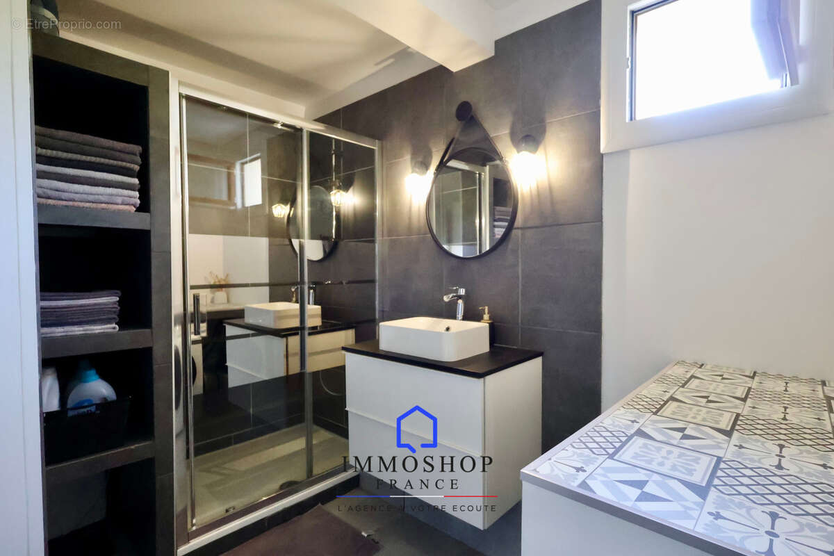 Appartement à MARSEILLE-13E