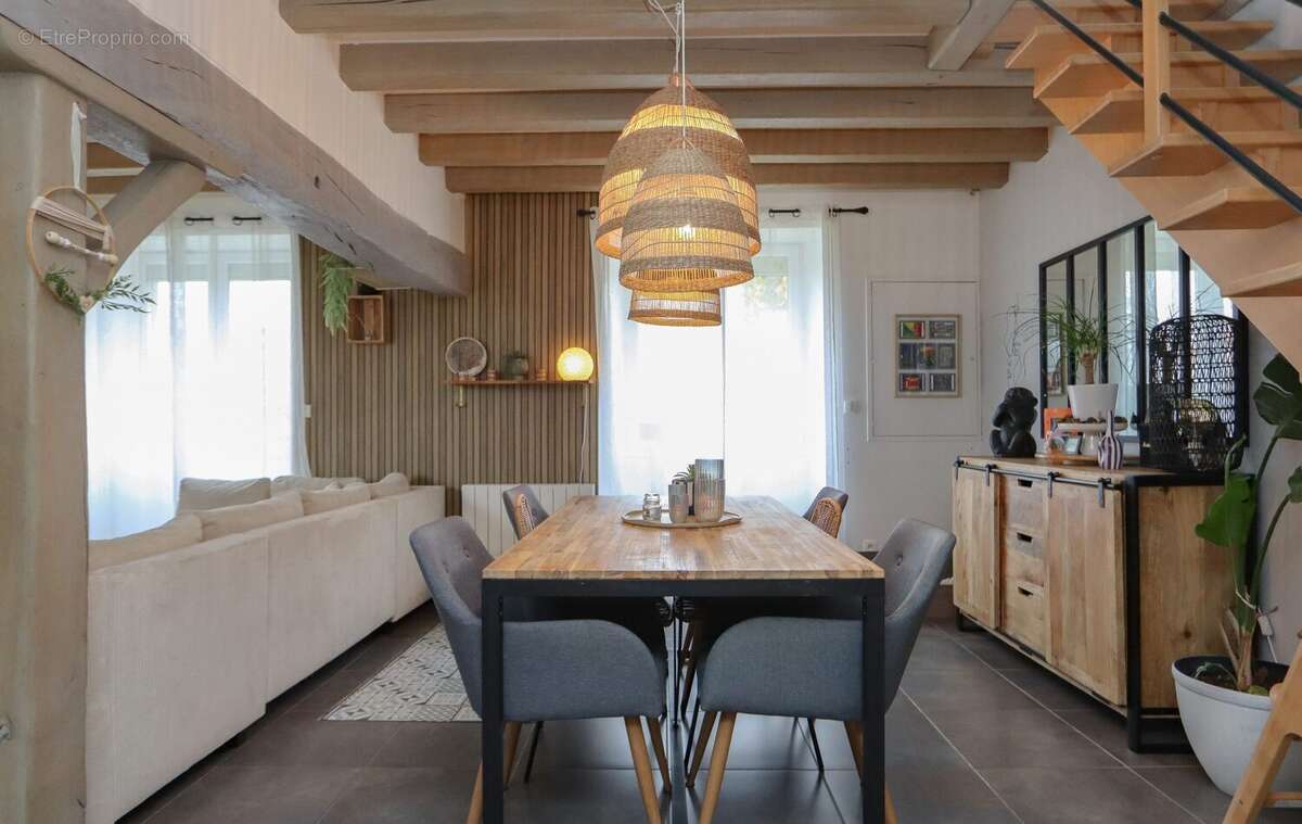 Maison à TOURNOISIS