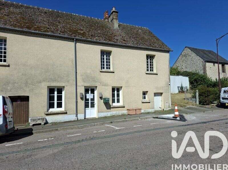 Photo 2 - Maison à LA POTERIE-AU-PERCHE