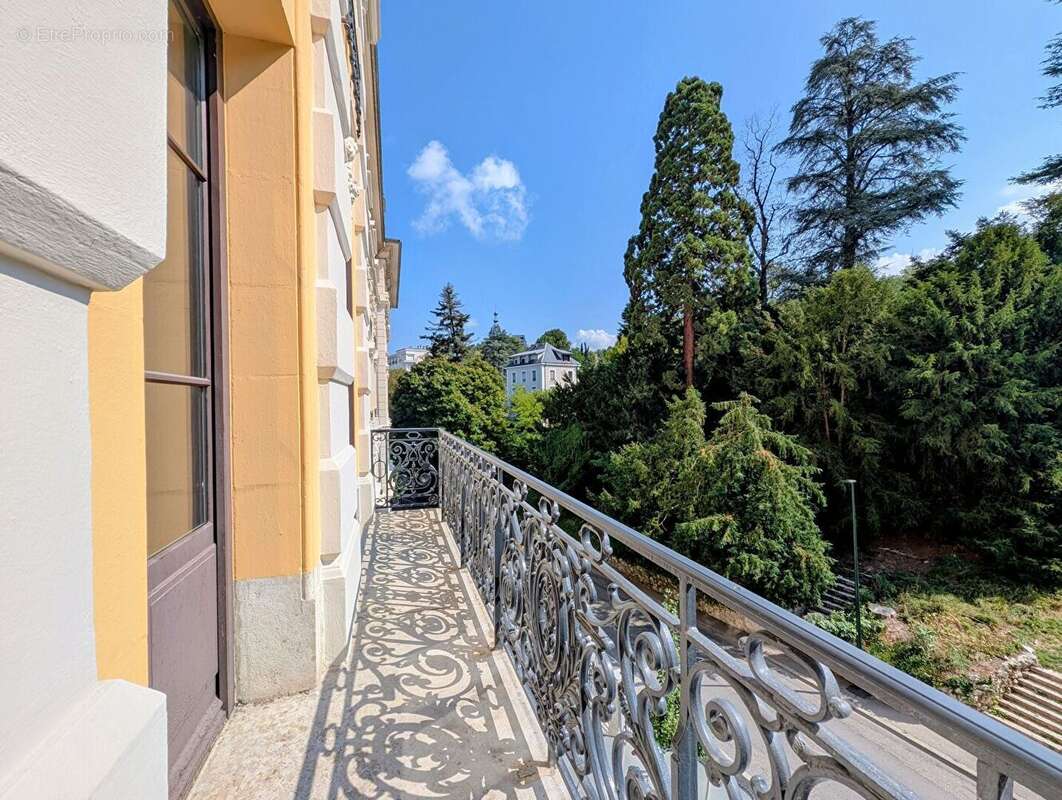 Appartement à AIX-LES-BAINS