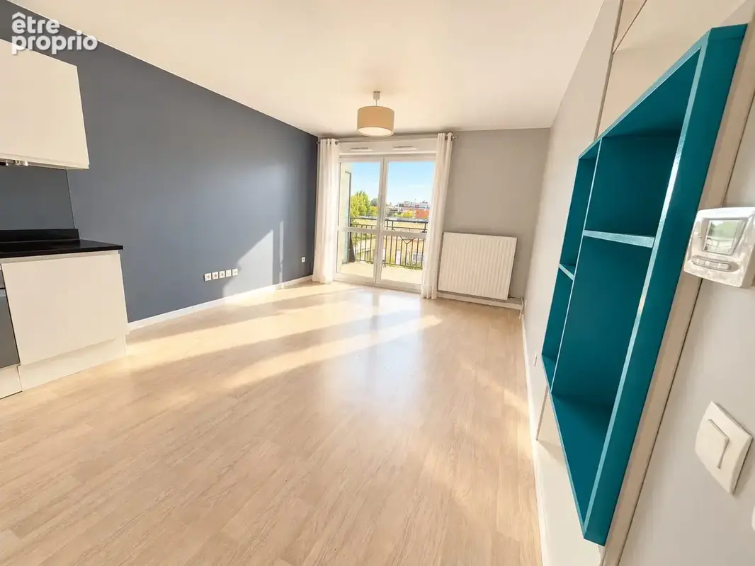 Appartement à FONTENAY-LE-FLEURY