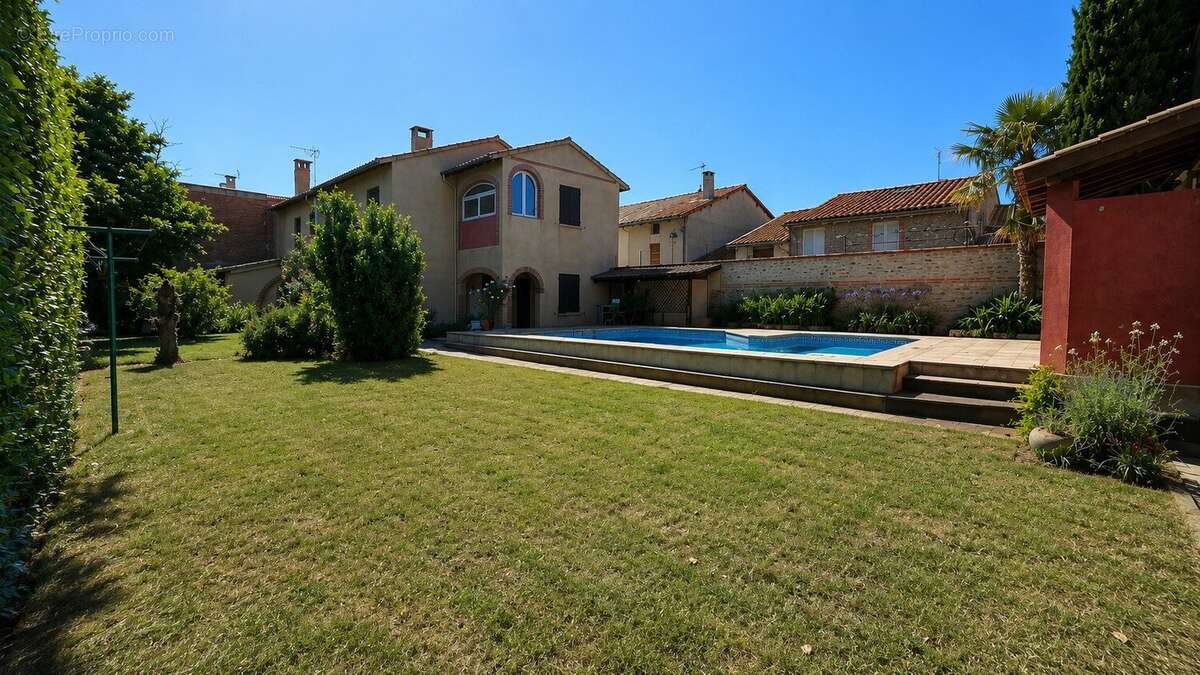 Maison à MAZERES